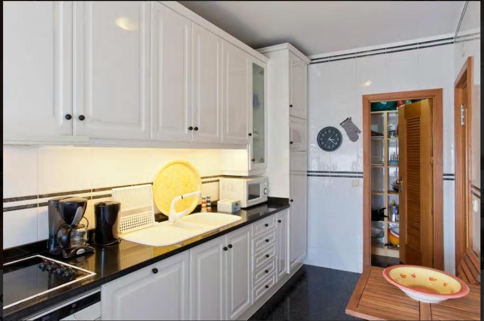 Aguda Beachfront Apartment Buitenkant foto